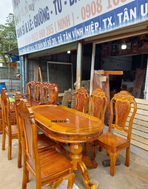 BÀN ĂN TRÀM BÔNG VÀNG OVAN 