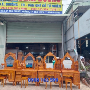 BÀN PHẤN TRÀM BÔNG VÀNG ĐẸP 