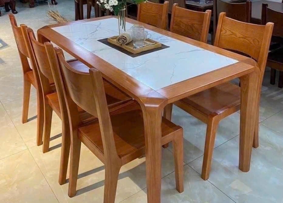 Bộ sưu tập bàn ăn gỗ sồi đẹp và được ưu chuộng nhất 2023