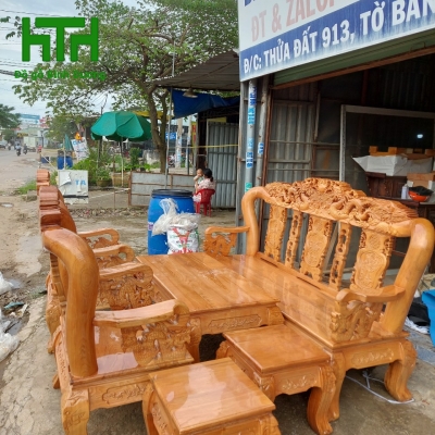 BÀN GHẾ CỘT 12 GỖ SỒI MẪU RỒNG ĐỈNH 