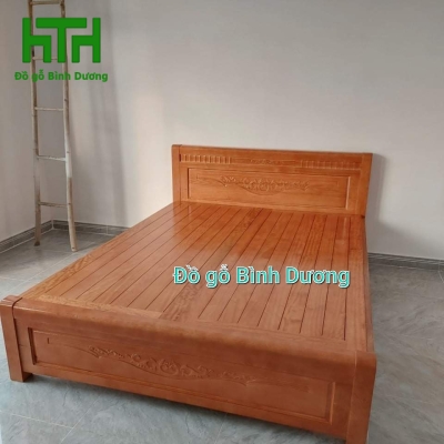 GIƯỜNG GỖ SỒI NGA DÁT PHẢN 1M6 X 2M 