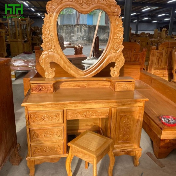 BÀN PHẤN 1M1 GÕ ĐỎ  GƯƠNG TRÁI TIM 