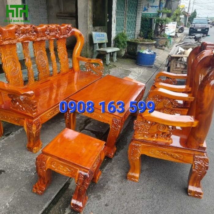 SALON TRÀM BÔNG VÀNG CỘT 12 MẪU ĐÀO 