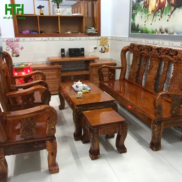 BÀN GHẾ TRÀM BÔNG VÀNG CỘT 10