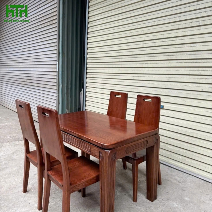 BỘ BÀN ĂN 4 GHẾ LAU MÀU ÓC CHÓ 