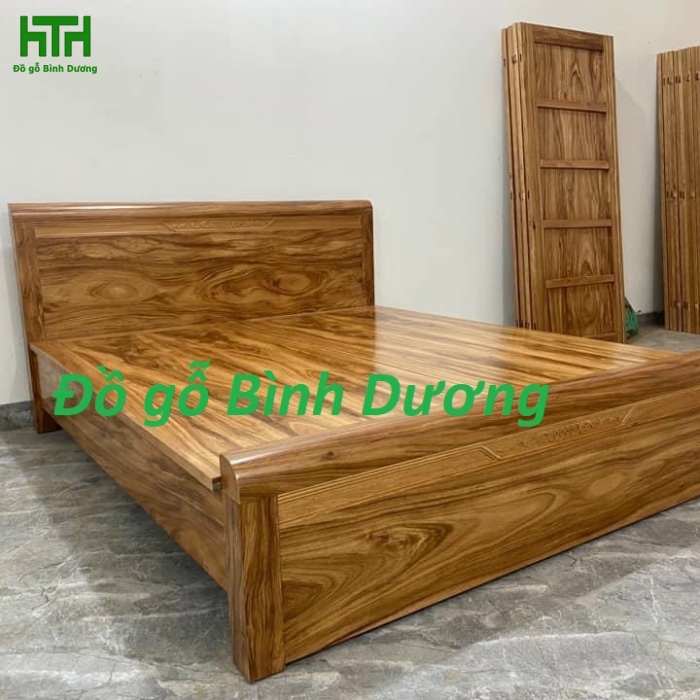 GIƯỜNG GỖ HƯƠNG XÁM DÁT PHẢN 1M6 X 2M 