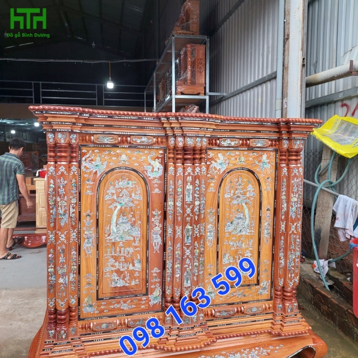 TỦ THỜ GÕ CÔNG 15 TRỤ 