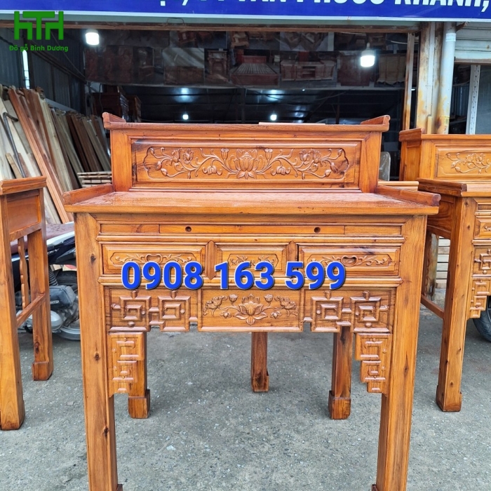 BÀN THỜ 1M07 TRÀM BÔNG VÀNG 