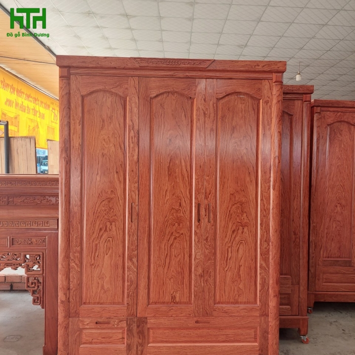 TỦ ÁO GỖ HƯƠNG ĐÁ 3 CÁNH 1M6 