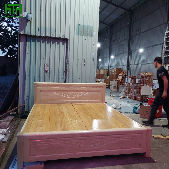 GIƯỜNG SỒI MÀU TỰ NHIÊN DÁT PHẢN 1M6 