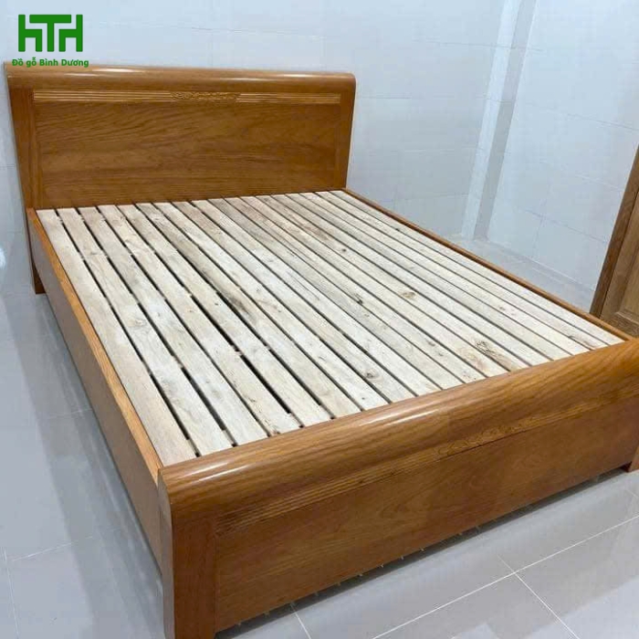 GIƯỜNG GÕ ĐỎ 1M8 X 2M DÁT THƯỜNG 